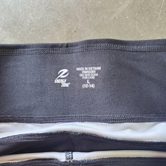 ⚡WOMEN'S NWOT ENERGY ZONE YOGA PANTS⚡ - Picture 3 of 5